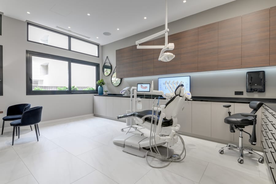 Treatment room.